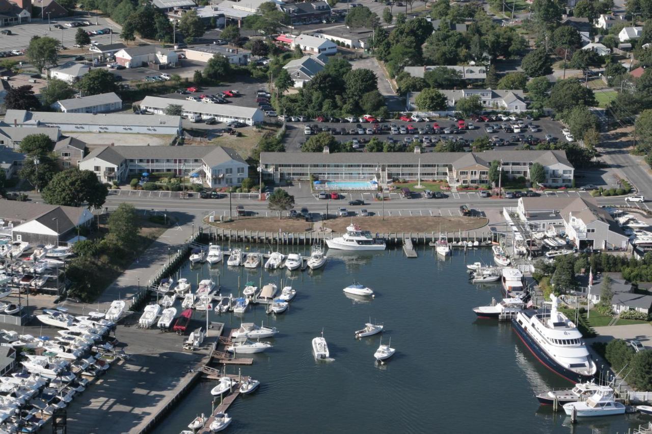 Innseason Resorts Harborwalk Falmouth Exterior photo